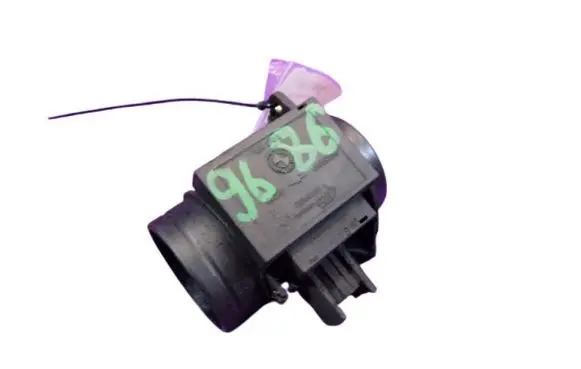 BMW 5 E39 Mass air flow meter 72218400