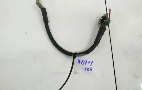 Volkswagen PASSAT B5 Positive cable (battery)