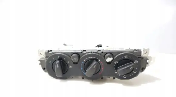 Ford Focus Interior fan control switch 