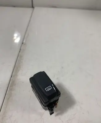 Renault Trafic II (X83) Windscreen/window heater switch 313155a