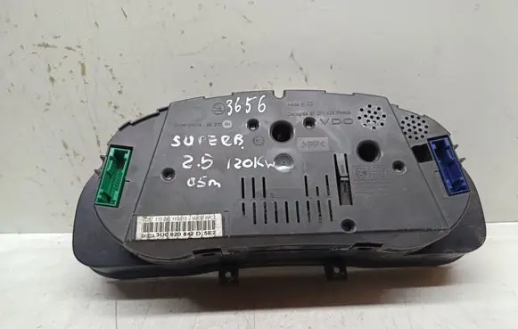 Skoda Superb B5 (3U) Speedometer (instrument cluster) 3U0920842D 110080115015