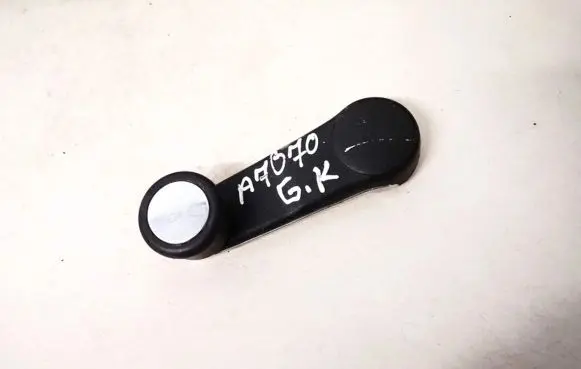 Audi 100 S4 C4 Front door window winding handle 