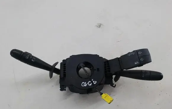 Wiper turn signal indicator stalk/switch