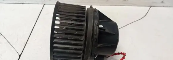 Ford C-MAX II Heater fan/blower av6n18456ab av6n-18456-ab