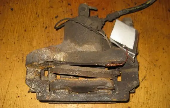 Fiat Scudo Front brake caliper