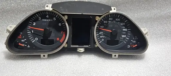 Audi A6 S6 C6 4F Speedometer (instrument cluster) 4F0920950