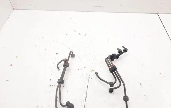 Volkswagen II LT Fuel injector supply line/pipe 