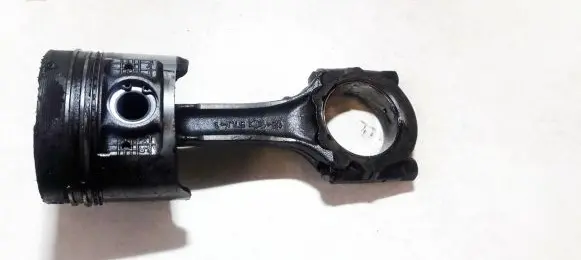Nissan Almera Piston with connecting rod 12157j1