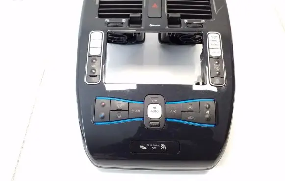 Nissan Leaf I (ZE0) Climate control unit 275003NA0C
