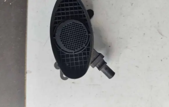 BMW 5 E60 E61 Mass air flow meter 0928400504