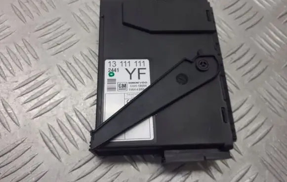 Opel Meriva A Voice control module 13111111