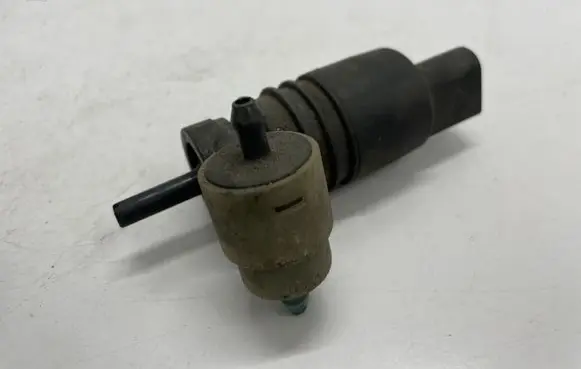 Skoda Octavia Mk3 (5E) Windscreen/windshield washer pump 1T0955651A