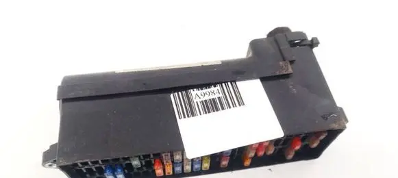 Volkswagen Caddy Fuse box set 2K1970007A 2K1970031