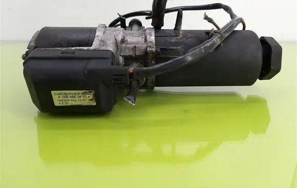 Mercedes-Benz A W168 Power steering pump A1684660601