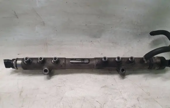 Volvo S80 Fuel main line pipe 092459L5 31259011 0445215023