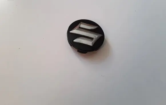 Suzuki Vitara (LY) Original wheel cap 4325051K10