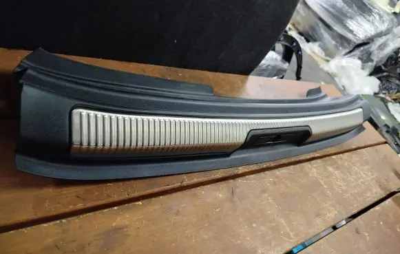 DS Automobiles 7 Crossback Trunk/boot sill cover protection 98210897