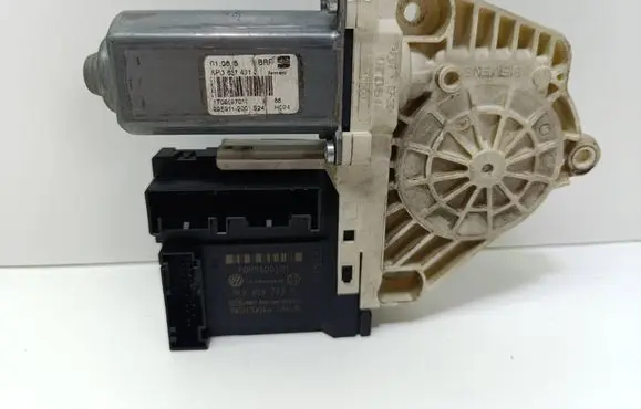 Seat Altea Front door window regulator motor 1K0959793H