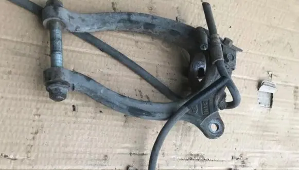 Hyundai Sonata Front upper strut mount 