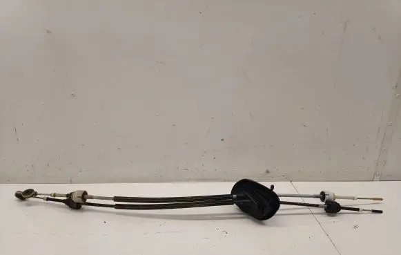 Opel Astra K Gear shift cable linkage