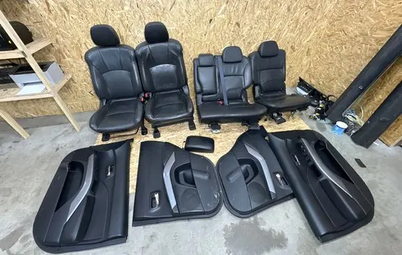 Peugeot 4007 Seat set 