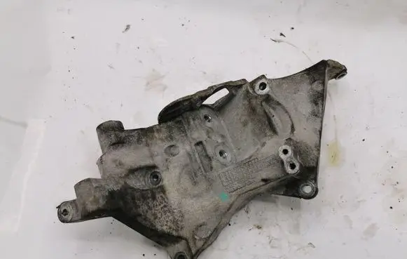 Land Rover Range Rover Sport L320 Generator/alternator bracket AH3210230