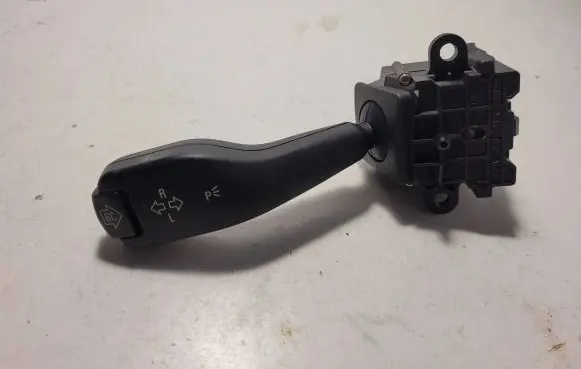 BMW 3 E46 Indicator stalk 01104010 8363668M
