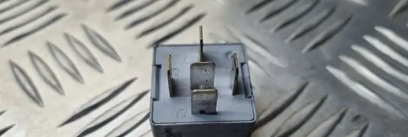 Renault Megane III Other relay 8200351489 20241077