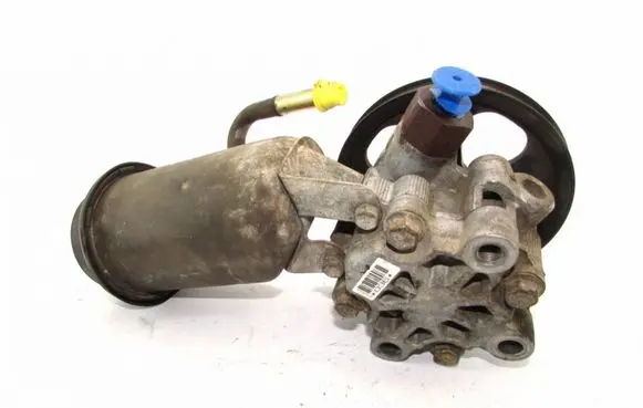 Toyota Yaris Power steering pump