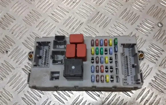 Fiat Idea Fuse box cover 51732917