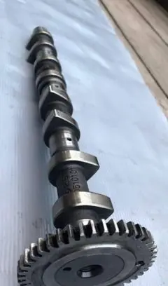 Mercedes-Benz Sprinter W901 W902 W903 W904 Camshaft R6110610101