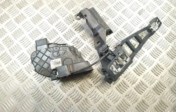 Ford S-MAX Rear door lock AM2AR26413AA A048317 260911
