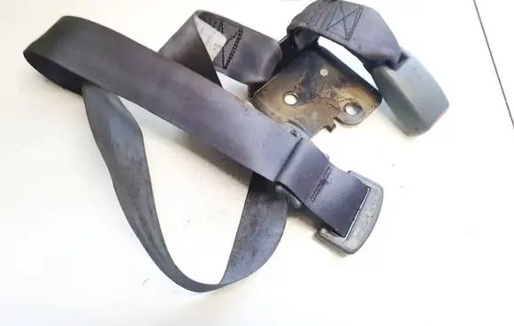 Honda CR-V Rear seatbelt nsb053gk27 0428127