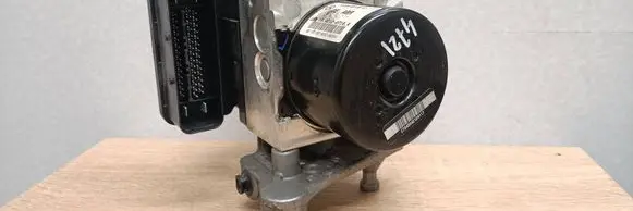 Mercedes-Benz C W204 ABS Pump A2044316812 10021207104 921302941