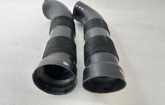 Mercedes-Benz CLK A209 C209 Air intake duct part 