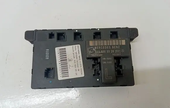 Mercedes-Benz C W203 Door control unit/module 2038205526