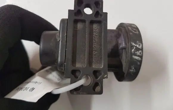 Opel Vectra C Turbo solenoid valve 4522371 4715396