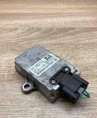 KIA Carens I ESP acceleration yaw rate sensor 956902E310 BG68113400 WITHPLUG