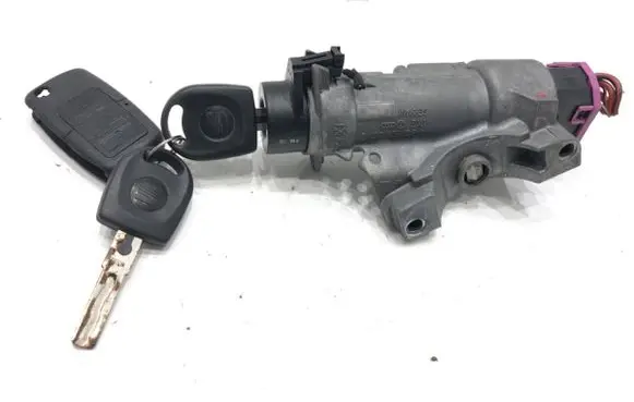 Seat Cordoba (6L) Ignition lock 4B0905851C