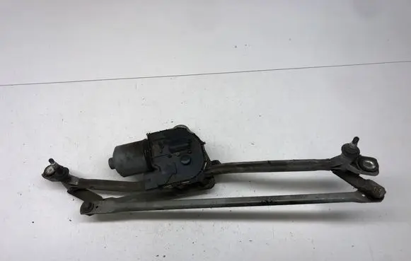 Audi A6 S6 C6 4F Front wiper linkage and motor 4F1955119D 0390241654 4F1955023K