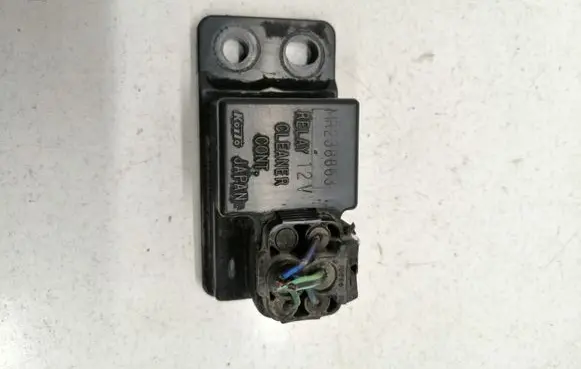 Mitsubishi Pajero Sport I Other relay MR238863