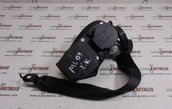 Mercedes-Benz GL X164 Front seatbelt