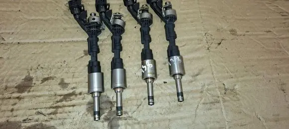 Ford Kuga II Fuel injectors set 0261500 CJ5G9F593AA