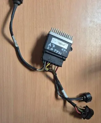 Audi A7 S7 4G Coolant fan relay 8K0959501G 8K0910501D