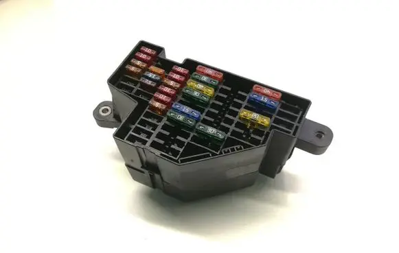 Audi A3 S3 8P Fuse module 2514548-010101 2514548