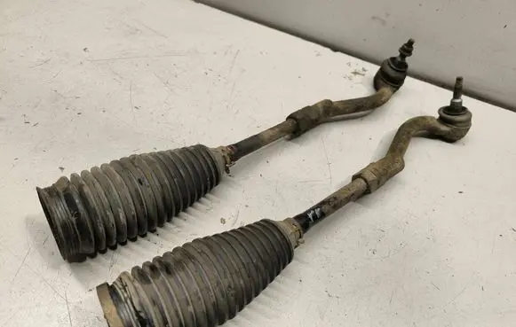 KIA Sorento Steering tie rod 