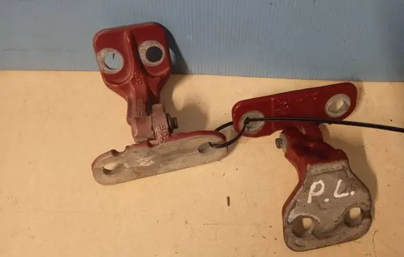 Land Rover Evoque I Front door hinge set 