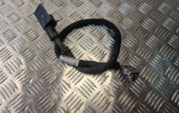 Volkswagen Transporter - Caravelle T5 Positive cable (battery) 7E0971794