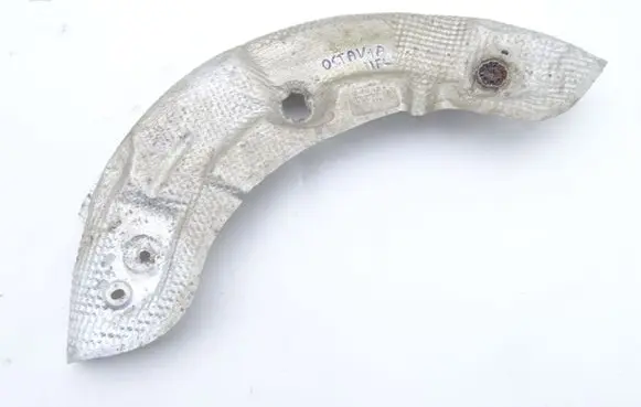 Skoda Octavia Mk2 (1Z) Exhaust heat shield 1K5825710D