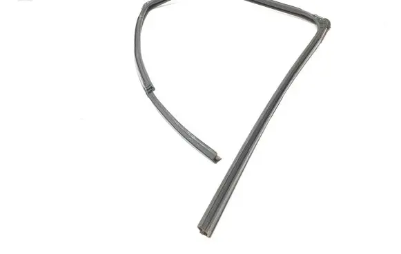 Citroen C4 Aircross Rubber seal rear door window/glass 